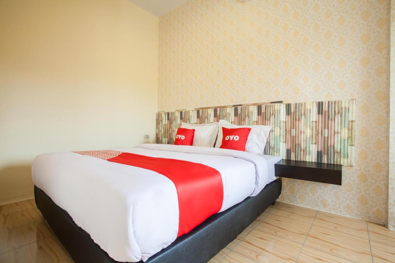 Oyo 2361 Hotel Winston Glugur Exterior foto